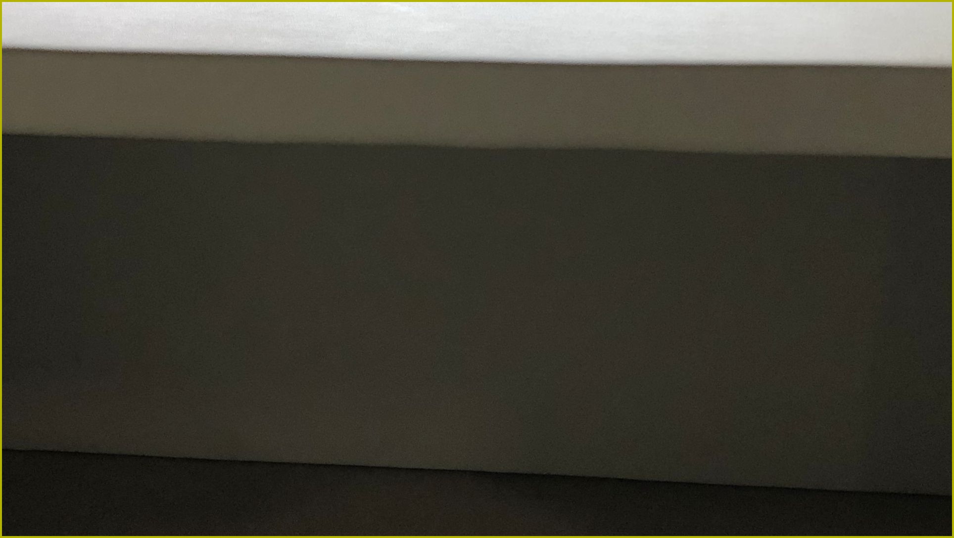 白色高密度海绵软包板堆叠实拍,防撞软包墙板原材料,适用于办案区审讯室墙面防撞处理